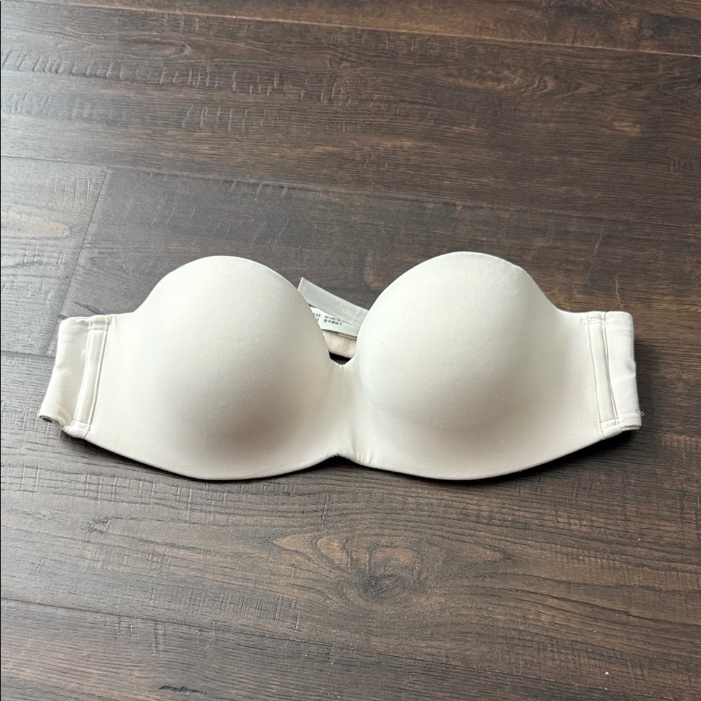 Victoria's Secret Cream Strapless Bra #A22